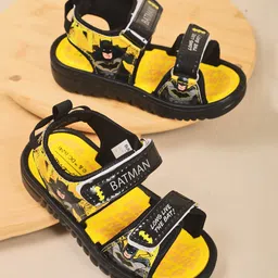 Kidsville DC Comics Featuring Batman Printed Sandals - Yellow-image-78