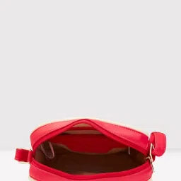 Caprese Magenta Solid Medium Sling Handbag image 4