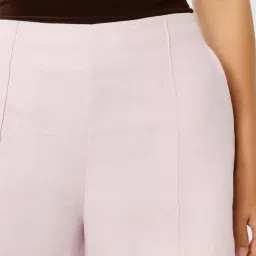 Forever New Lilac Laura Tailored High Rise Regular Fit Short image 4