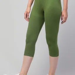 UllasPemium Women Pack Of 2 Skinny Fit Capris image 3