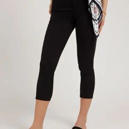 Guess Black Solid Capri Jeans-picture-34