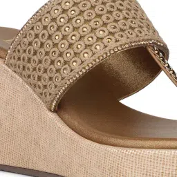 Inc.5 Women's Antique Toe Ring Wedges image 5