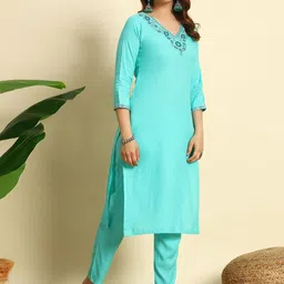 IkDaiya Women Ethnic Motifs Embroidered Regular Thread Work Kurta with Trousers & With Dupatta image 3