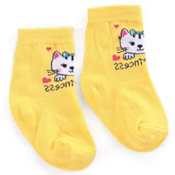 cute walk by babyhug Cutewalk By Babyhug Anti Bacterial Ankle Length Socks Kitty Design Pack Of 3 - Multicolour image 3