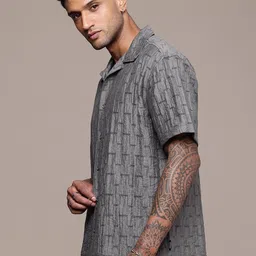 Roadster Men Textured Cuban Collar Oversized Casual Shirt image 3