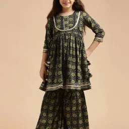Jaipur Kurti Girls Black & Green Cotton Printed Suit Sets-image-52