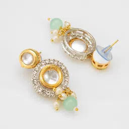 Anouk Gold Plated Kundan Studded & Beaded Jewellery Set image 3