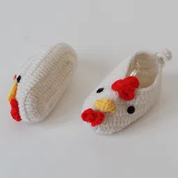 Woonie Hen Designed Handmade Crochet Booties - White image 5