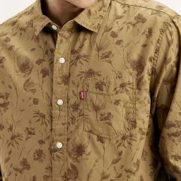 Levi's Brown Cotton Regular Fit Floral Print Shirt image 4