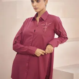 Kaftanize Red Linen Shirt with Thread Work Embroidery image 4