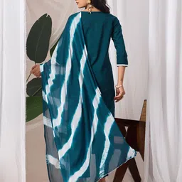 DRUPH & CO Embroidered Thread Work Pure Cotton Straight Kurta With Trousers & Dupatta image 4