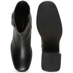 Flat N Heels Women's Black Casual Booties image 4