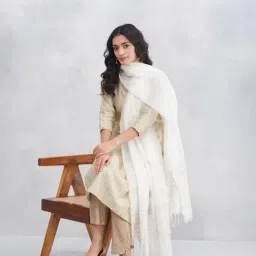 Fabindia Natural Solid Dupatta image 2