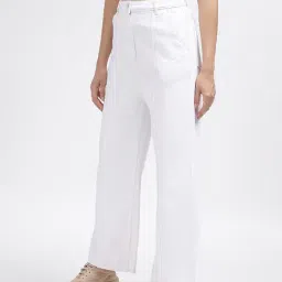 Elle White Cotton Regular Fit Mid Rise Jeans image 3