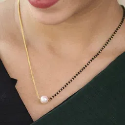 ReNi Gold-Plated Pearls Mangalsutra image 3