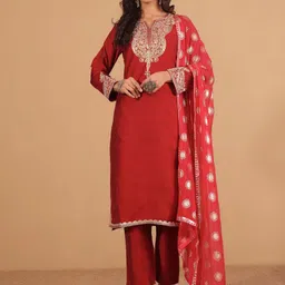 House of Pataudi Embroidered Notch-Neck Straight Kurta With Trousers And Dupatta-picture-30