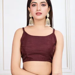 House of Pataudi Embellished Saree With Blouse Piece image 5