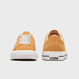 Converse Unisex Cons One Star Pro Suede Low Top Sneakers image 5