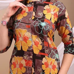 KALINI Floral Printed Mandarin Collar Three-Quarter Sleeves Straight Kurta With Palazzos image 5