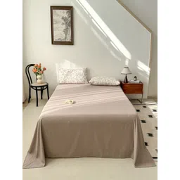 JC HOME Grey & White 4 Pieces Floral Printed Double King Bedding Set image 4