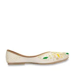 Desi Colour Women's White Ethnic Juttis-picture-21