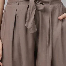 KASSUALLY Grey Cotton Relaxed Fit Mid Rise Trousers image 5