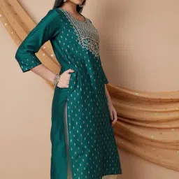 Melange By Lifestyle Green Regular Fit Embroidered Kurta image 3
