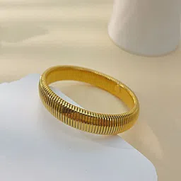 TEULRIP Stainless Steel Gold-Plated Anti Tarnish Elasticated Bracelet-image-7
