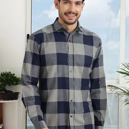 NEON CHILLIE Men Slim Fit Buffalo Checked Spread Collar Cotton Casual Shirt-picture-29