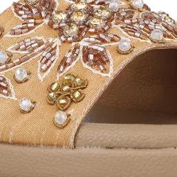 Inc.5 Women's Antique Ethnic Wedges image 5