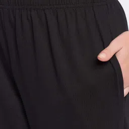 Clovia Black Cotton Printed T-Shirt With Pyjamas image 5