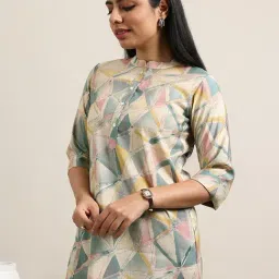 Libas Multi Geometric Kurti image 3