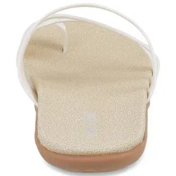 Walkway Women's White Toe Ring Sandals image 5