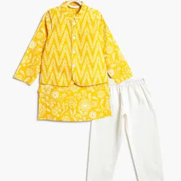 Campana 100% Cotton Woven Full Sleeves Floral & Chevron Printed Kurta Pyjama Jacket Set - Yellow & White-image-93