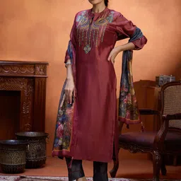 WOMEN PLUS Ethnic Motifs Embroidered Kurta with Trousers & Dupatta-picture-41