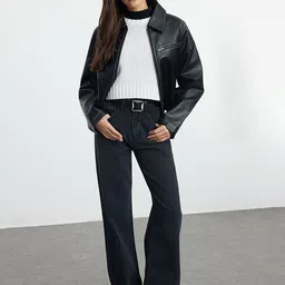 Trendyol Women No Fade Clean Look Regular Fit Jeans image 4
