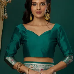 Satrani Green Silk Blend Woven Saree With Unstitched Blouse image 5