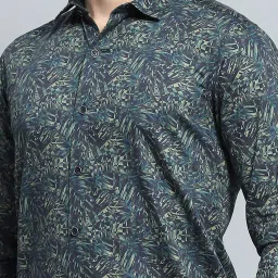 Monte Carlo Green Cotton Regular Fit Printed Shirt image 5