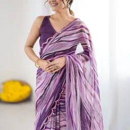 HERE&NOW Sequinned Pure Georgette Jamdani Saree image 4