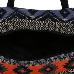 KLEIO Unisex Jacquard Lightweight Duffle Bag image 4