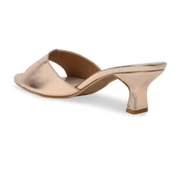 Rocia by Regal Women's Rose Gold Casual Sandals image 5