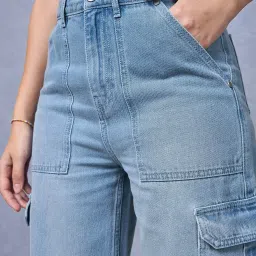 Bewakoof Light Blue Straight Fit High Rise Jeans image 5