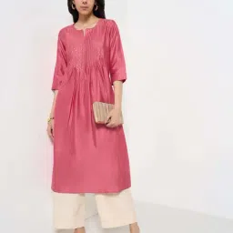 Rangmanch by Pantaloons Pink Kurta image 4