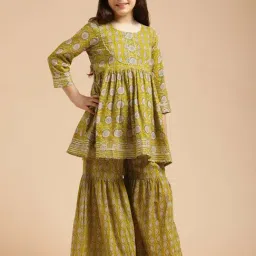 Jaipur Kurti Girls Green Cotton Printed Suit Sets-picture-17