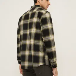 WES Casuals by Westside Green Checkered Relaxed-Fit Cotton Shirt image 2