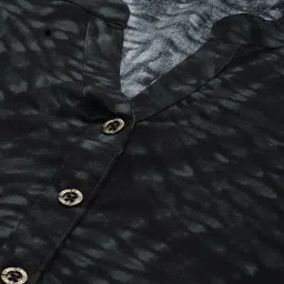 Amukti Black Rayon Tie-Dye Printed Three-Quarter Sleeves Kurta image 5