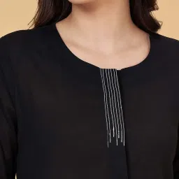 Rangmanch by Pantaloons Black Cotton Floral Print Straight Kurta image 5