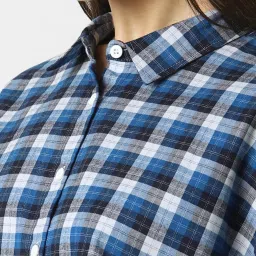 Van Heusen Blue Cotton Checks Shirt image 5