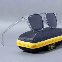 Resist Eyewear Black UV Protection Square Unisex Sunglasses image 3