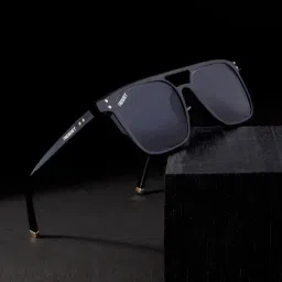 Resist Eyewear Black UV Protection Square Unisex Sunglasses image 3